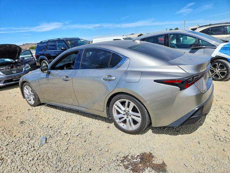 65920426 :رقم المزاد ، JTHCA1D22M5112169 vin ، 2021 Lexus Is مزاد بيع