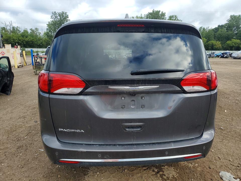 65099106 :رقم المزاد ، 2C4RC1EGXHR837673 vin ، 2017 Chrysler Pacifica مزاد بيع