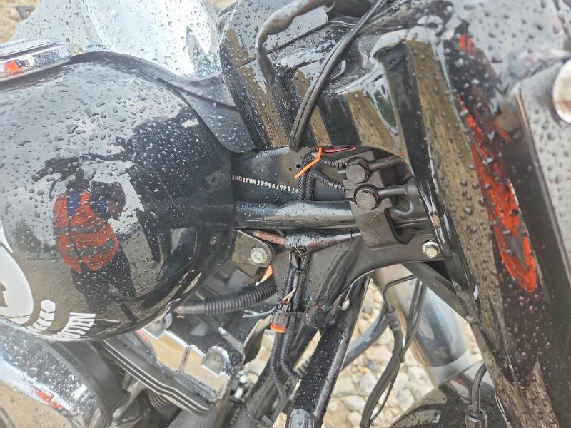63546706 :رقم المزاد ، 1HD1FHW175Y619221 vin ، 2005 Harley-davidson Flhpi مزاد بيع