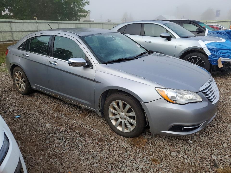 65579016 :رقم المزاد ، 1C3CCBCG2DN612545 vin ، 2013 Chrysler 200 مزاد بيع