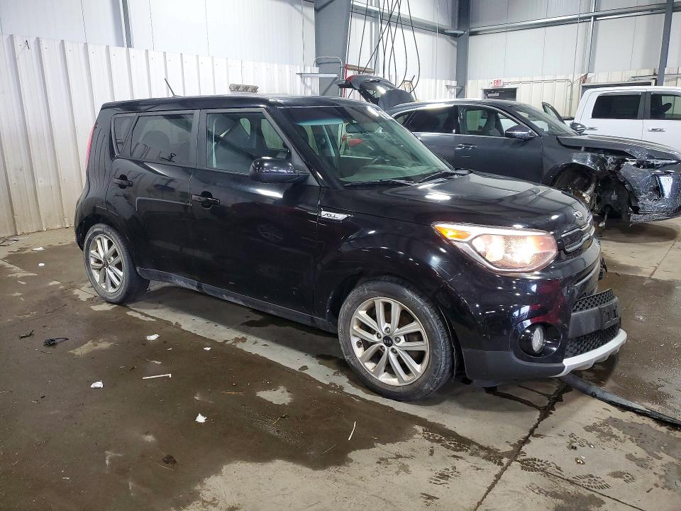 Продаж на аукціоні авто 2017 Kia Soul, vin: KNDJP3A59H7410102, номер лоту: 65657576