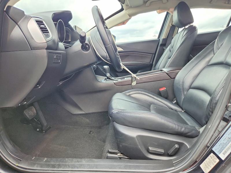 64354436 :رقم المزاد ، JM1BN1V75H1105337 vin ، 2017 Mazda 3 مزاد بيع