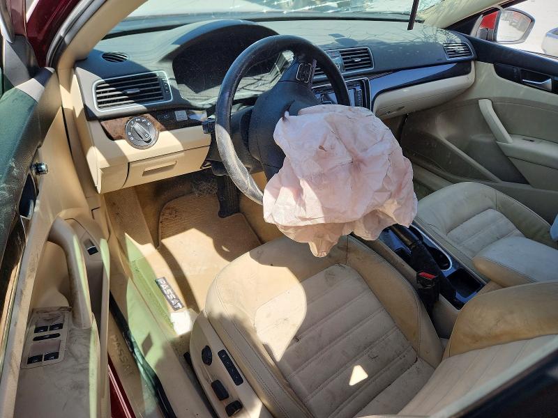 Продажа на аукционе авто 2015 Volkswagen Passat, vin: 1VWCV7A31FC019354, номер лота: 64599406