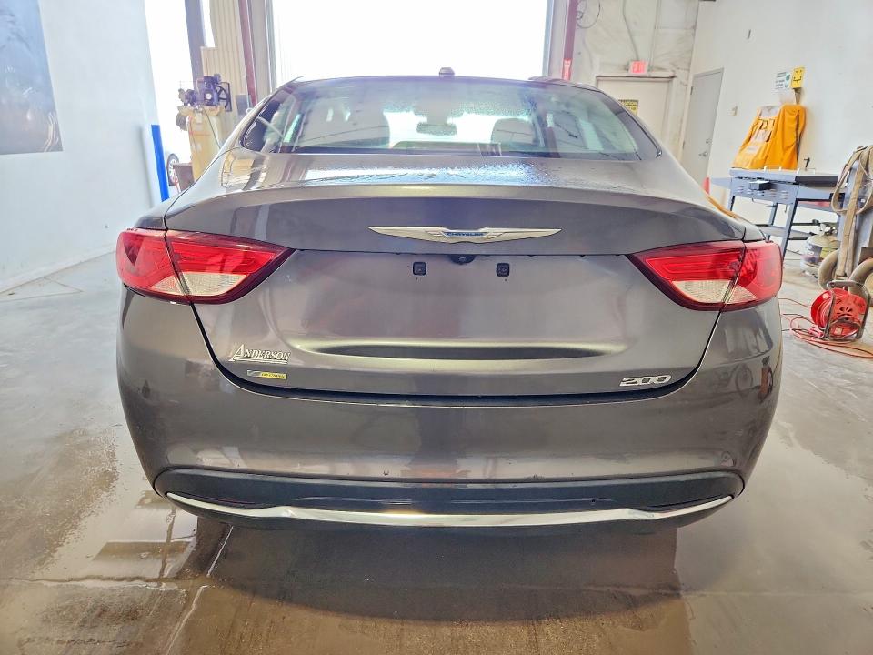 Продажа на аукционе авто 2015 Chrysler 200, vin: 1C3CCCAB2FN723287, номер лота: 64267436
