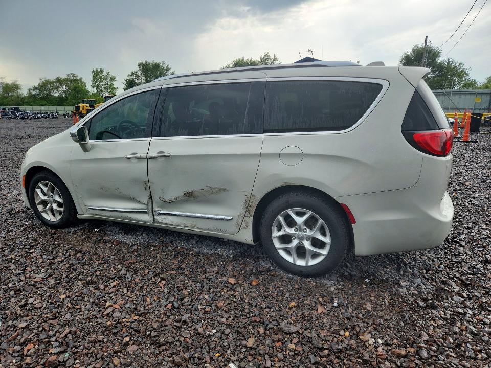 Продажа на аукционе авто 2020 Chrysler Pacifica, vin: 2C4RC1GG1LR156386, номер лота: 64802336