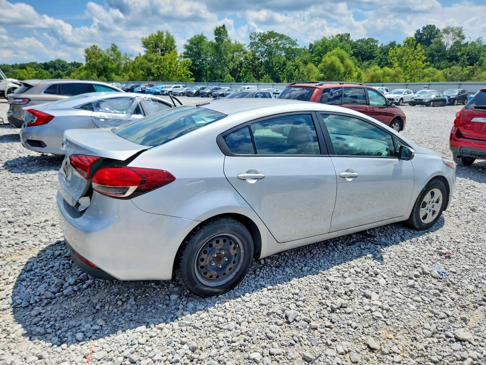Продаж на аукціоні авто 2018 Kia Forte, vin: 3KPFK4A71JE188804, номер лоту: 64140746