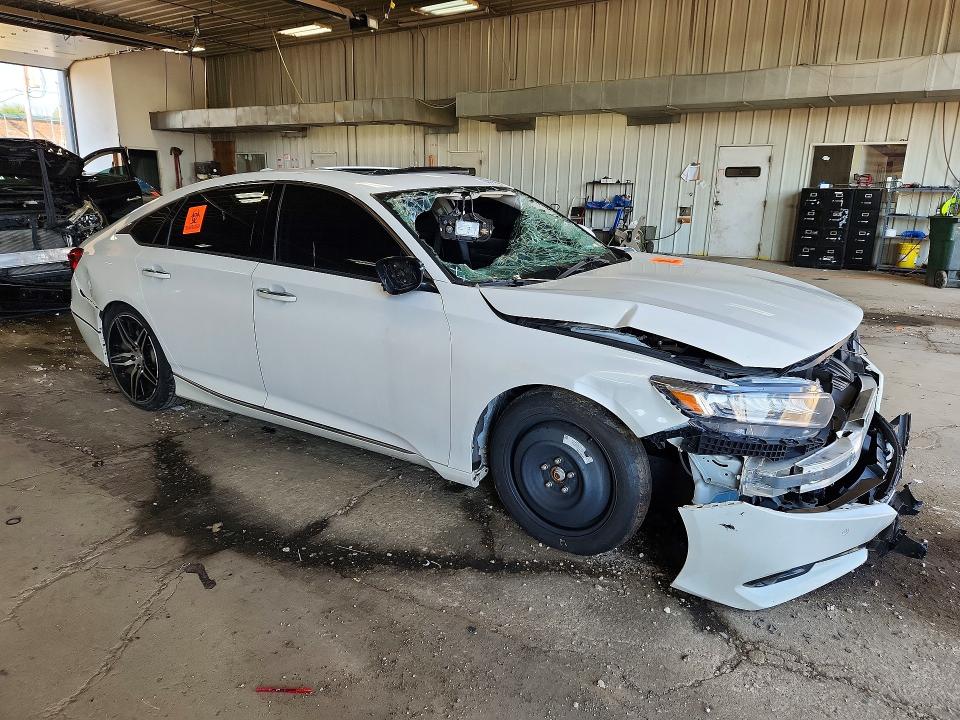 Продаж на аукціоні авто 2022 Honda Accord, vin: 1HGCV2F95NA000403, номер лоту: 63317056