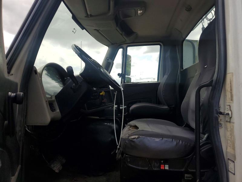 63451656 :رقم المزاد ، 3HSHXSNR0GN065182 vin ، 2016 International 8000 مزاد بيع