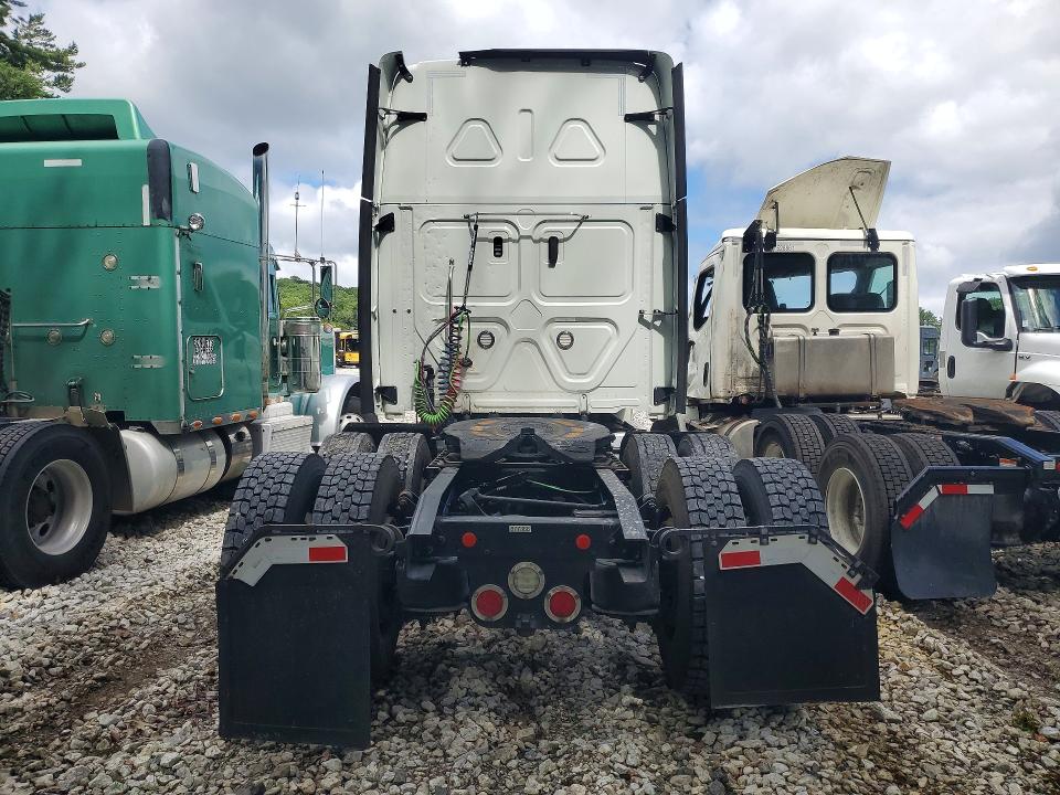 Продажа на аукционе авто 2020 Freightliner Cascadia 125, vin: 3AKJGLFG7LSLG7043, номер лота: 66082166