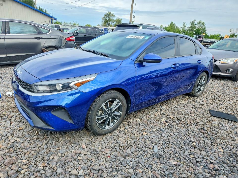 65605266 :رقم المزاد ، 3KPF24AD3NE437146 vin ، 2022 Kia Forte مزاد بيع