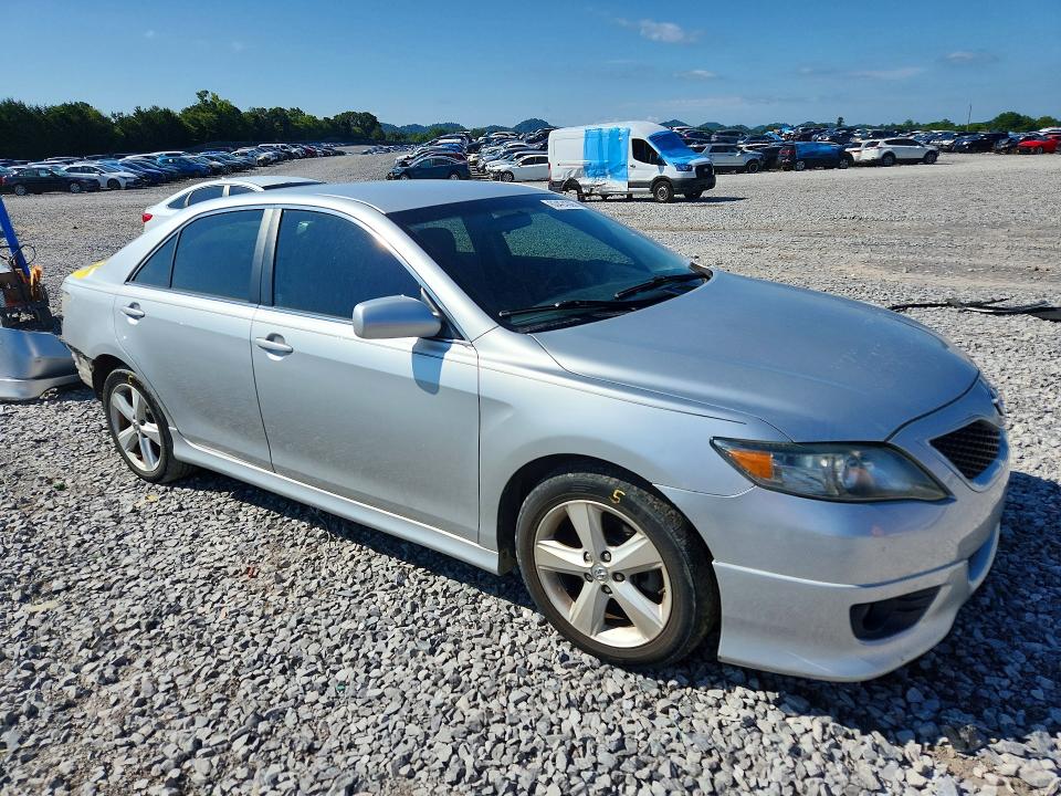 2010 Toyota Camry მანქანა იყიდება აუქციონზე, vin: 4T1BF3EK7AU502559, აუქციონის ნომერი: 63424306