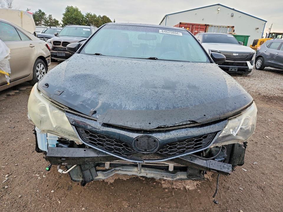 64625866 :رقم المزاد ، 4T1BF1FKXDU653676 vin ، 2013 Toyota Camry مزاد بيع