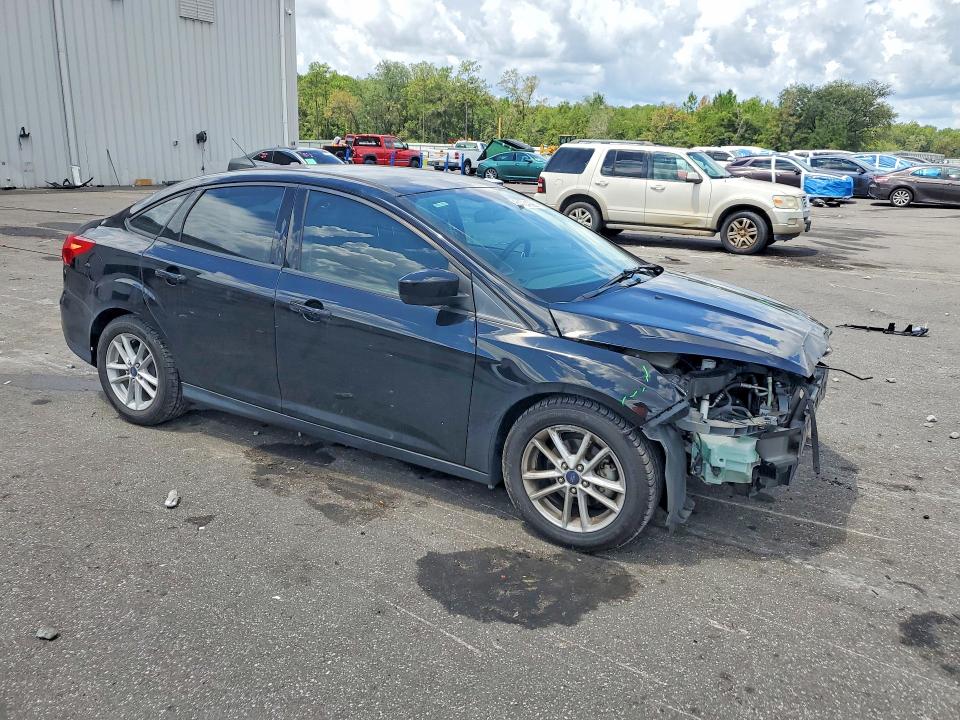 64724096 :رقم المزاد ، 1FADP3F29JL265917 vin ، 2018 Ford Focus مزاد بيع