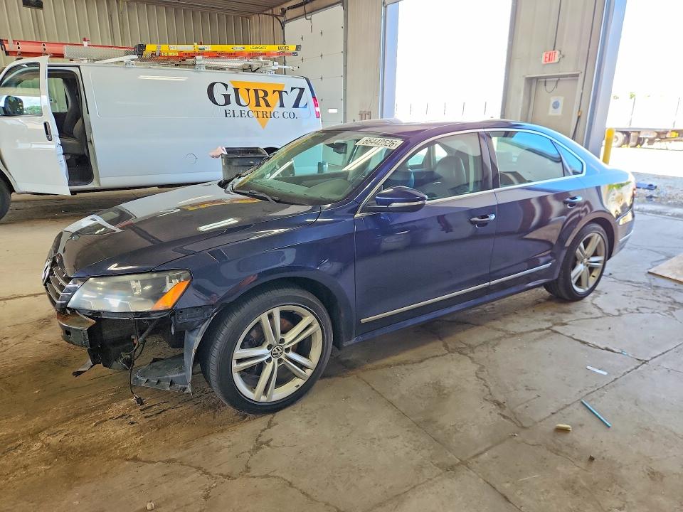 66442526 :رقم المزاد ، 1VWBN7A38CC032917 vin ، 2012 Volkswagen Passat مزاد بيع