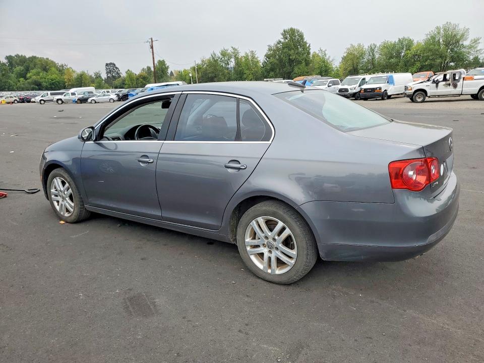 Auction sale of the 2005 Volkswagen New Jetta, vin: 3VWDT71KX5M636265, lot number: 66340646