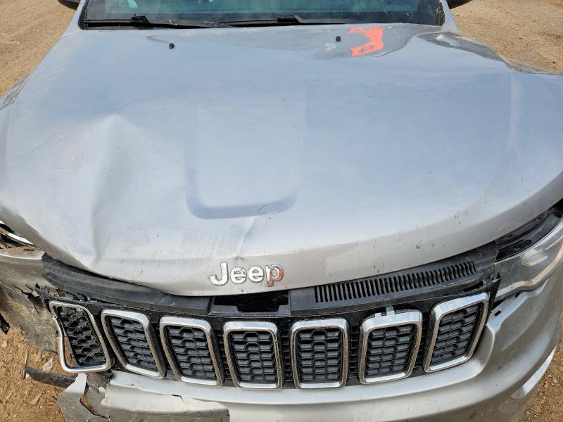 64613256 :رقم المزاد ، 1C4RJFBG0JC368972 vin ، 2018 Jeep Grand Cherokee مزاد بيع