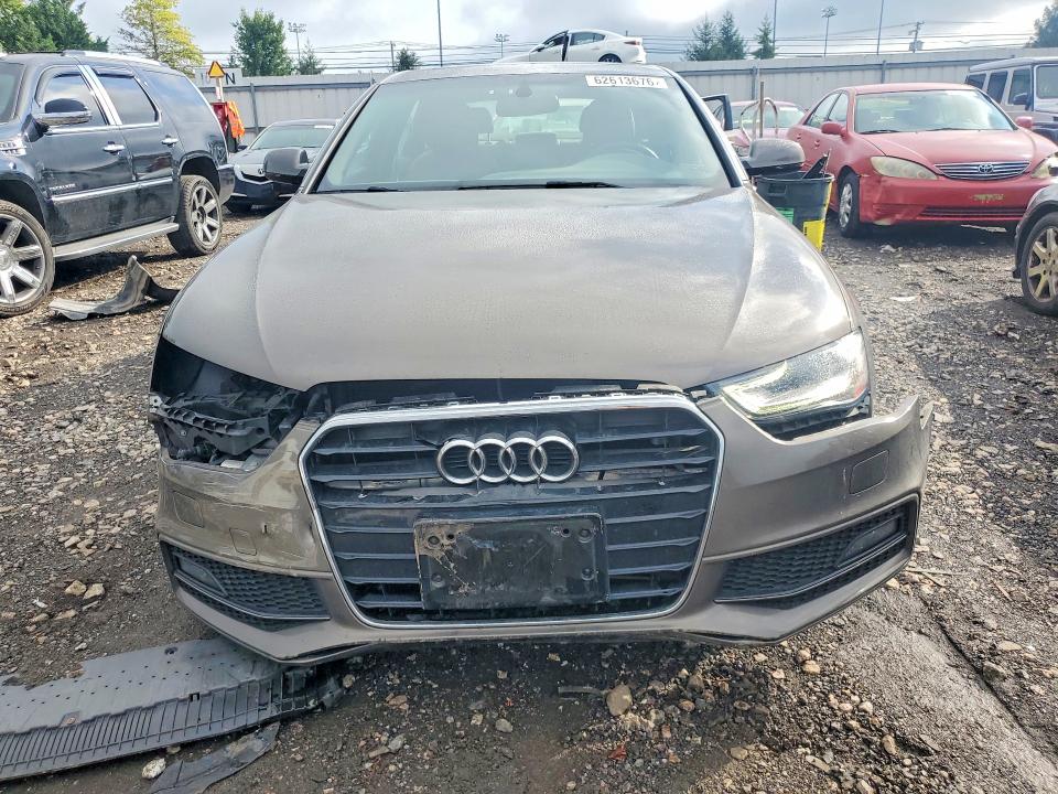 62613676 :رقم المزاد ، WAUBFAFL0FN007151 vin ، 2015 Audi A4 مزاد بيع
