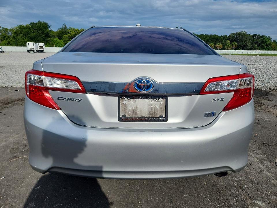 63649506 :رقم المزاد ، 4T1BD1FK5CU062899 vin ، 2012 Toyota Camry مزاد بيع