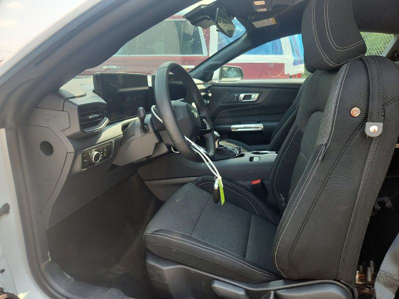61556496 :رقم المزاد ، 1FA6P8TH6T5113907 vin ، 2026 Ford Mustang مزاد بيع
