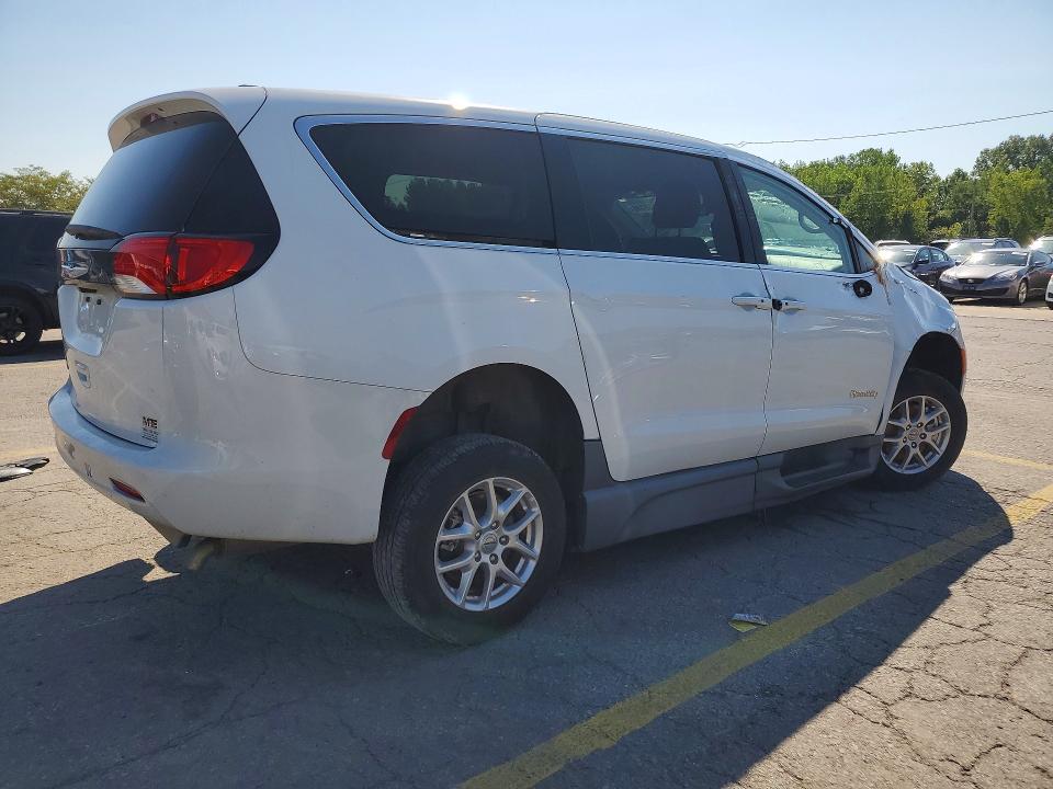 2023 Chrysler Voyager მანქანა იყიდება აუქციონზე, vin: 2C4RC1CG3PR558390, აუქციონის ნომერი: 63638786