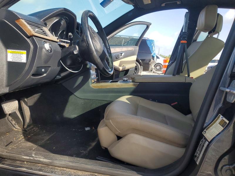 2010 Mercedes-benz E მანქანა იყიდება აუქციონზე, vin: WDDHF5GB9AA097593, აუქციონის ნომერი: 65331946