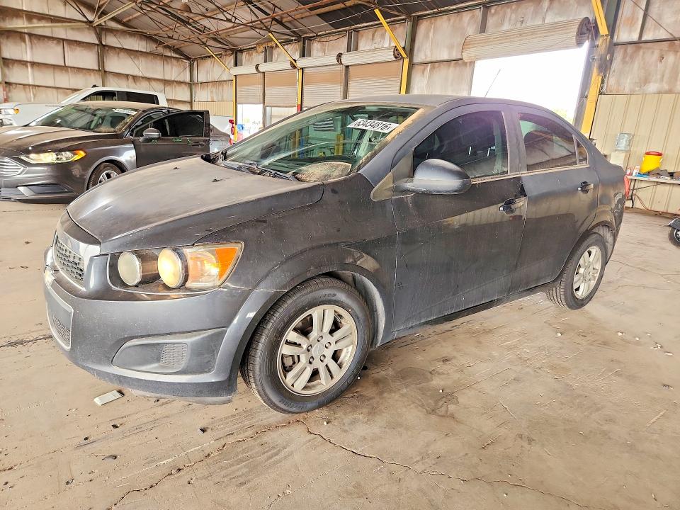 63434816 :رقم المزاد ، 1G1JC5SH5F4101041 vin ، 2015 Chevrolet Sonic مزاد بيع