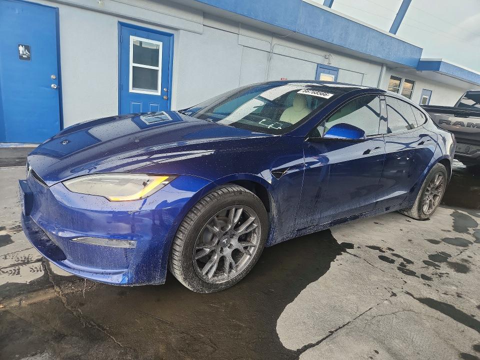 Продажа на аукционе авто 2022 Tesla Model S, vin: 5YJSA1E55NF487978, номер лота: 66768566