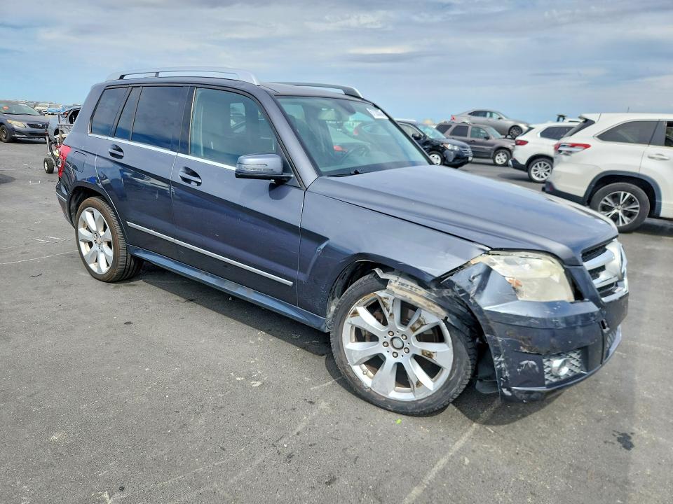 67020036 :رقم المزاد ، WDCGG8HB0BF663321 vin ، 2011 Mercedes-benz Glk مزاد بيع