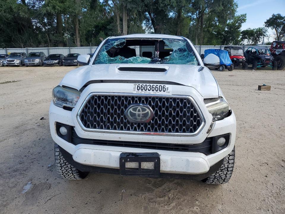 Продаж на аукціоні авто 2018 Toyota Tacoma, vin: 3TMAZ5CN7JM077381, номер лоту: 66036606