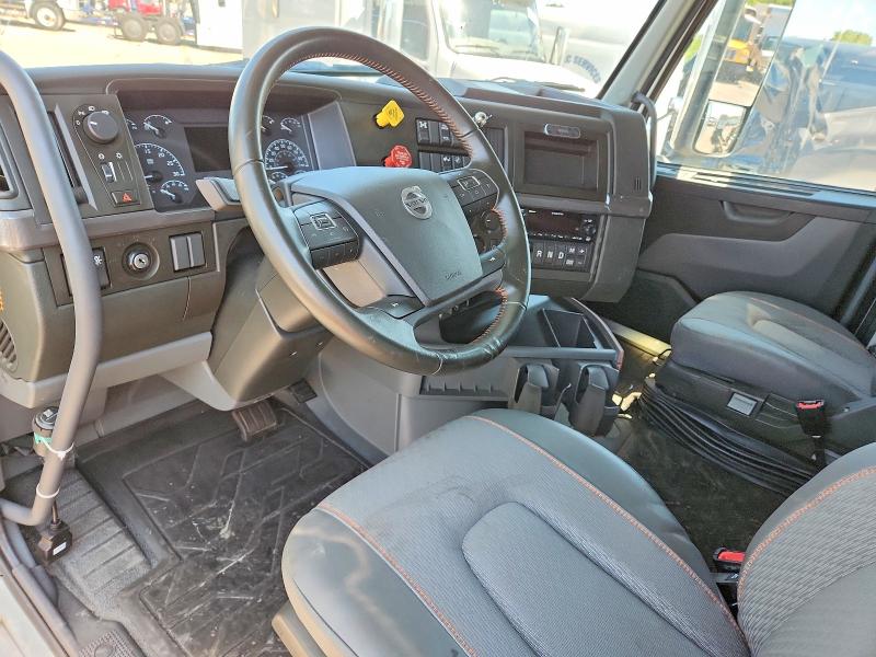 Auction sale of the 2022 Volvo Vn, vin: 4V4NC9EH6NN296026, lot number: 63388136