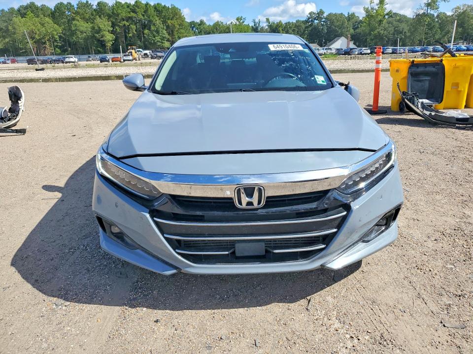 Продажа на аукционе авто 2022 Honda Accord, vin: 1HGCV2F97NA011080, номер лота: 64910406