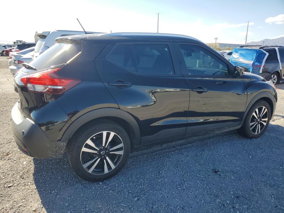 66633726 :رقم المزاد ، 3N1CP5CV5LL487512 vin ، 2020 Nissan Kicks مزاد بيع
