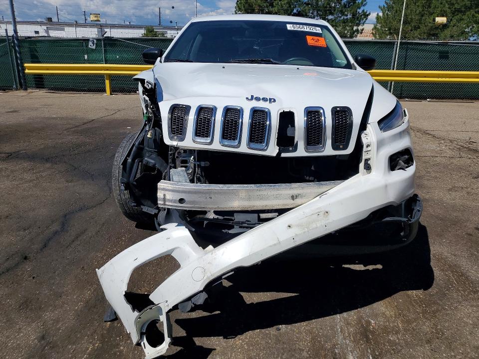 2014 Jeep Cherokee მანქანა იყიდება აუქციონზე, vin: 1C4PJMAB2EW233112, აუქციონის ნომერი: 65687926