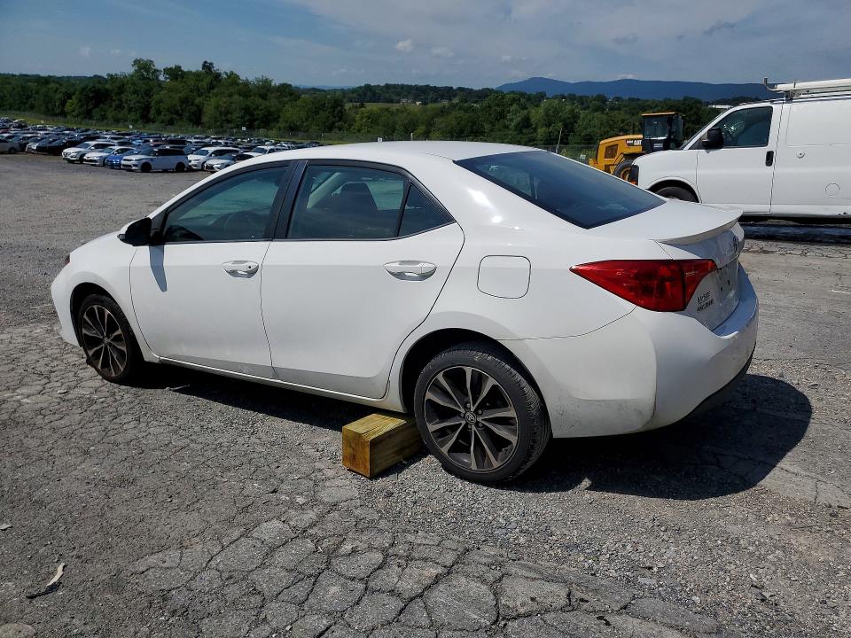 65879366 :رقم المزاد ، 2T1BURHE3JC046544 vin ، 2018 Toyota Corolla مزاد بيع