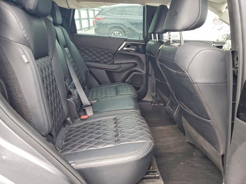 64010246 :رقم المزاد ، JA4J3VA86PZ010593 vin ، 2023 Mitsubishi Outlander مزاد بيع