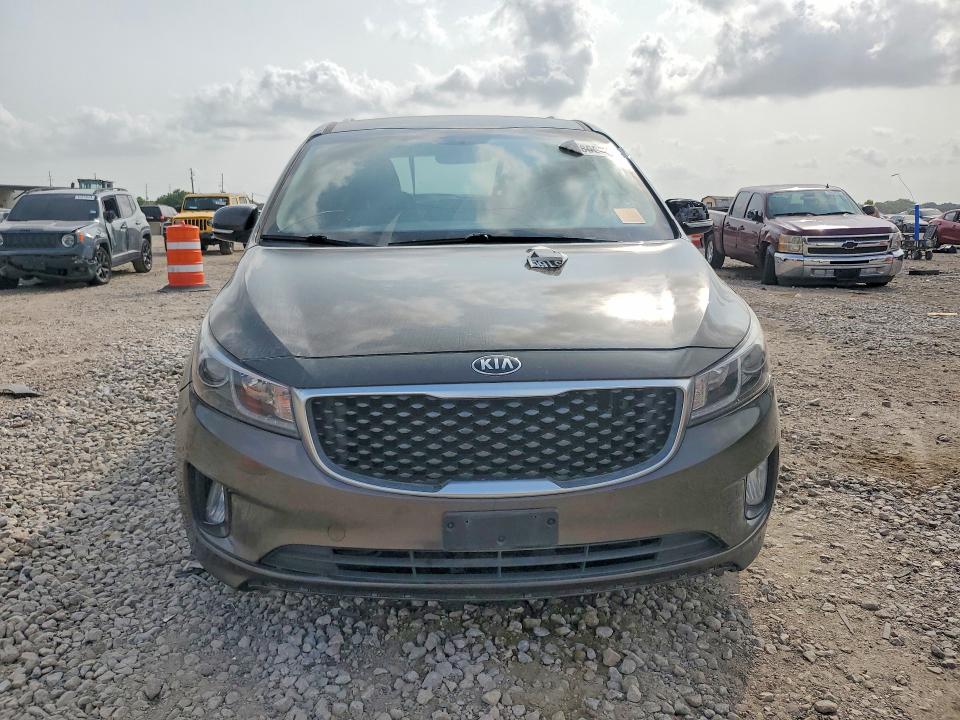 63805236 :رقم المزاد ، KNDMC5C11F6023691 vin ، 2015 Kia Sedona مزاد بيع