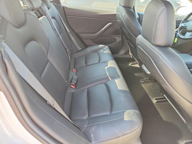 Продажа на аукционе авто 2018 Tesla Model 3, vin: 5YJ3E1EA0JF031256, номер лота: 65387636