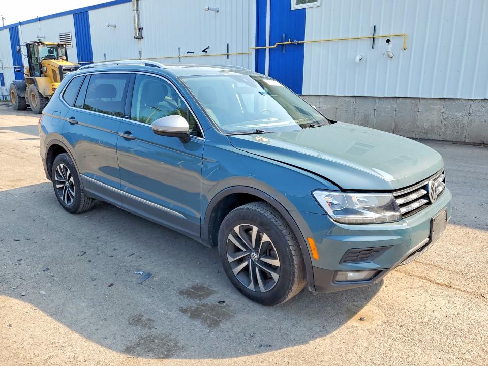 Продаж на аукціоні авто 2020 Volkswagen Tiguan, vin: 3VV2B7AXXLM040449, номер лоту: 63742526