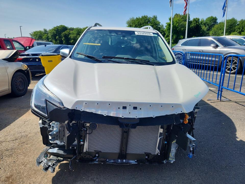 Продажа на аукционе авто 2024 Subaru Forester, vin: JF2SKAMC0RH413128, номер лота: 63589096