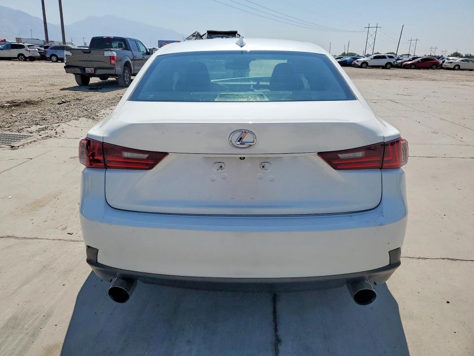 2016 Lexus Is მანქანა იყიდება აუქციონზე, vin: JTHCM1D28G5007793, აუქციონის ნომერი: 63808836