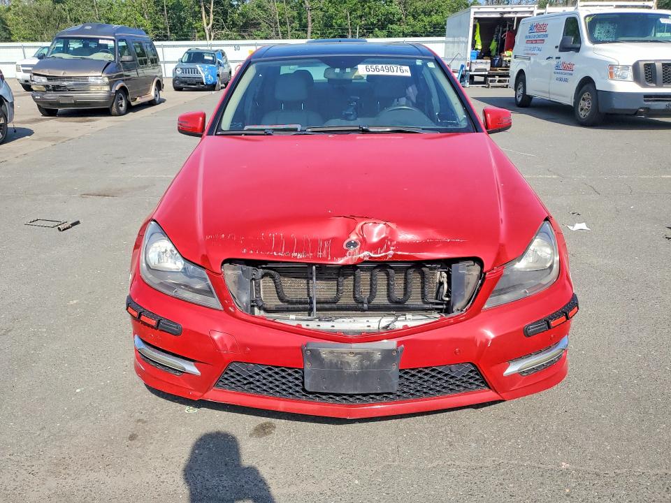 65649076 :رقم المزاد ، WDDGF8BBXCF862563 vin ، 2012 Mercedes-benz C مزاد بيع