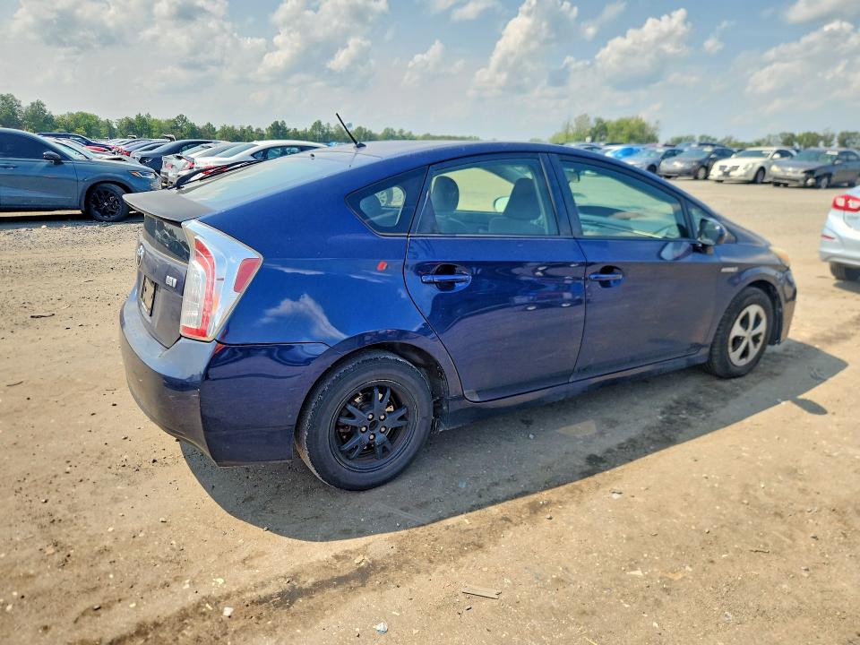 2013 Toyota Prius მანქანა იყიდება აუქციონზე, vin: JTDKN3DU1D1634801, აუქციონის ნომერი: 64853606