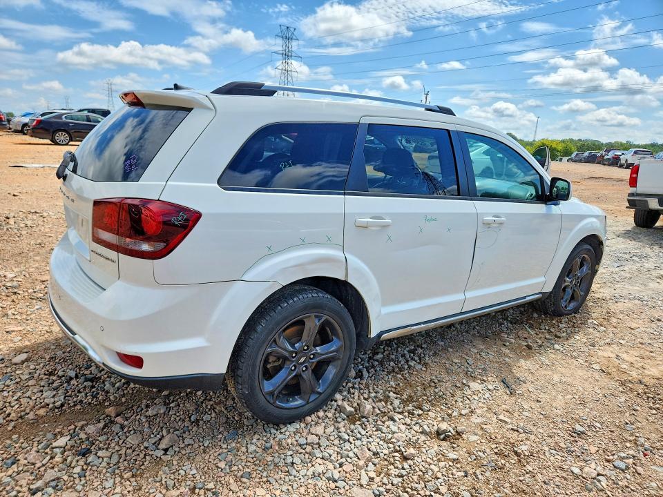 62390906 :رقم المزاد ، 3C4PDCGB8LT231571 vin ، 2020 Dodge Journey مزاد بيع