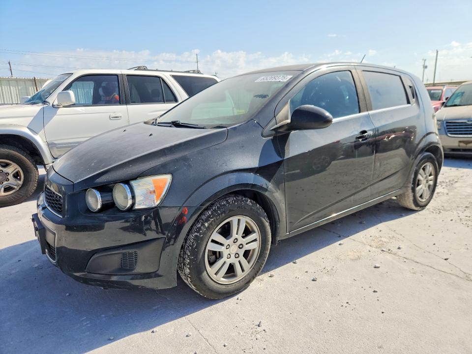 65269376 :رقم المزاد ، 1G1JC6SH4F4187268 vin ، 2015 Chevrolet Sonic مزاد بيع