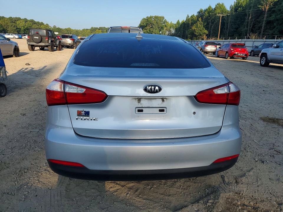 2015 Kia Forte მანქანა იყიდება აუქციონზე, vin: KNAFK4A69F5341162, აუქციონის ნომერი: 66650636