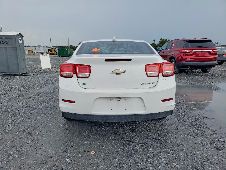 63300346 :رقم المزاد ، 1G11D5SL4FU145887 vin ، 2015 Chevrolet Malibu مزاد بيع