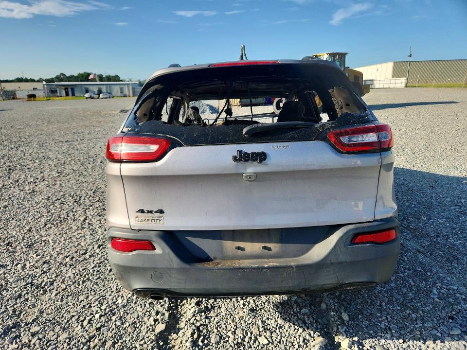 Продаж на аукціоні авто 2018 Jeep Cherokee, vin: 1C4PJMCB8JD533224, номер лоту: 64964286