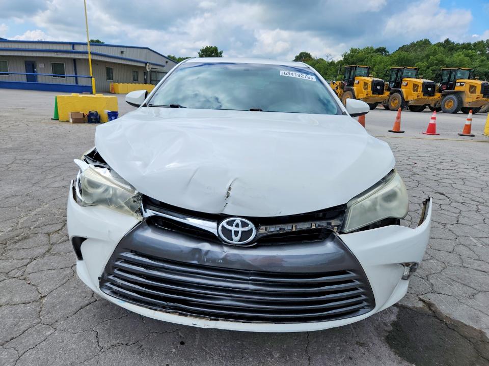 63419276 :رقم المزاد ، 4T1BF1FK6GU503259 vin ، 2016 Toyota Camry مزاد بيع
