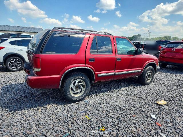 2000 Chevrolet Blazer მანქანა იყიდება აუქციონზე, vin: 1GNDT13W5Y2380684, აუქციონის ნომერი: 66568836
