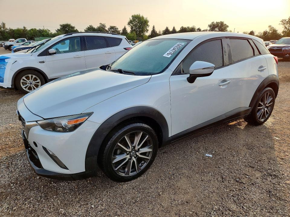 64234776 :رقم المزاد ، JM1DKDC72H0142177 vin ، 2017 Mazda Cx-3 مزاد بيع